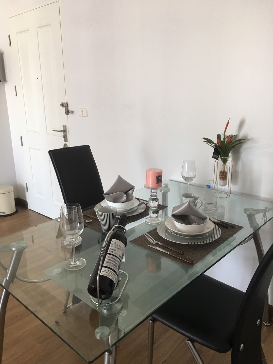 11314 – 102_living_room.jpg