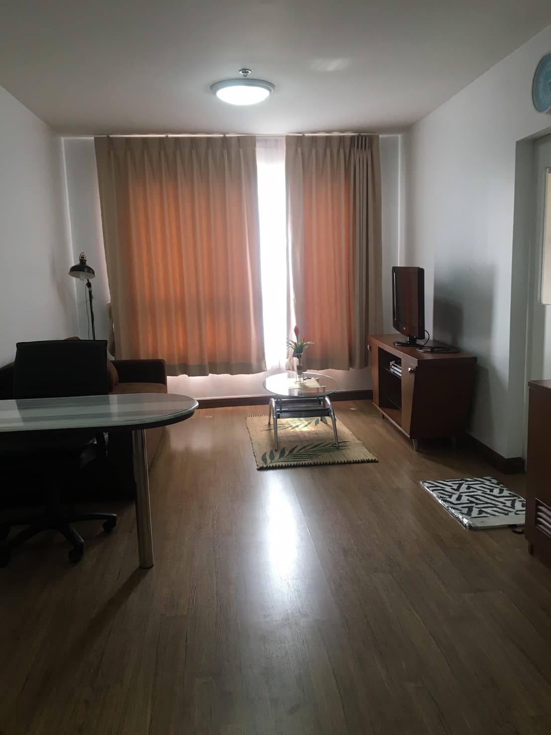 11314 – 104_living_room.jpg