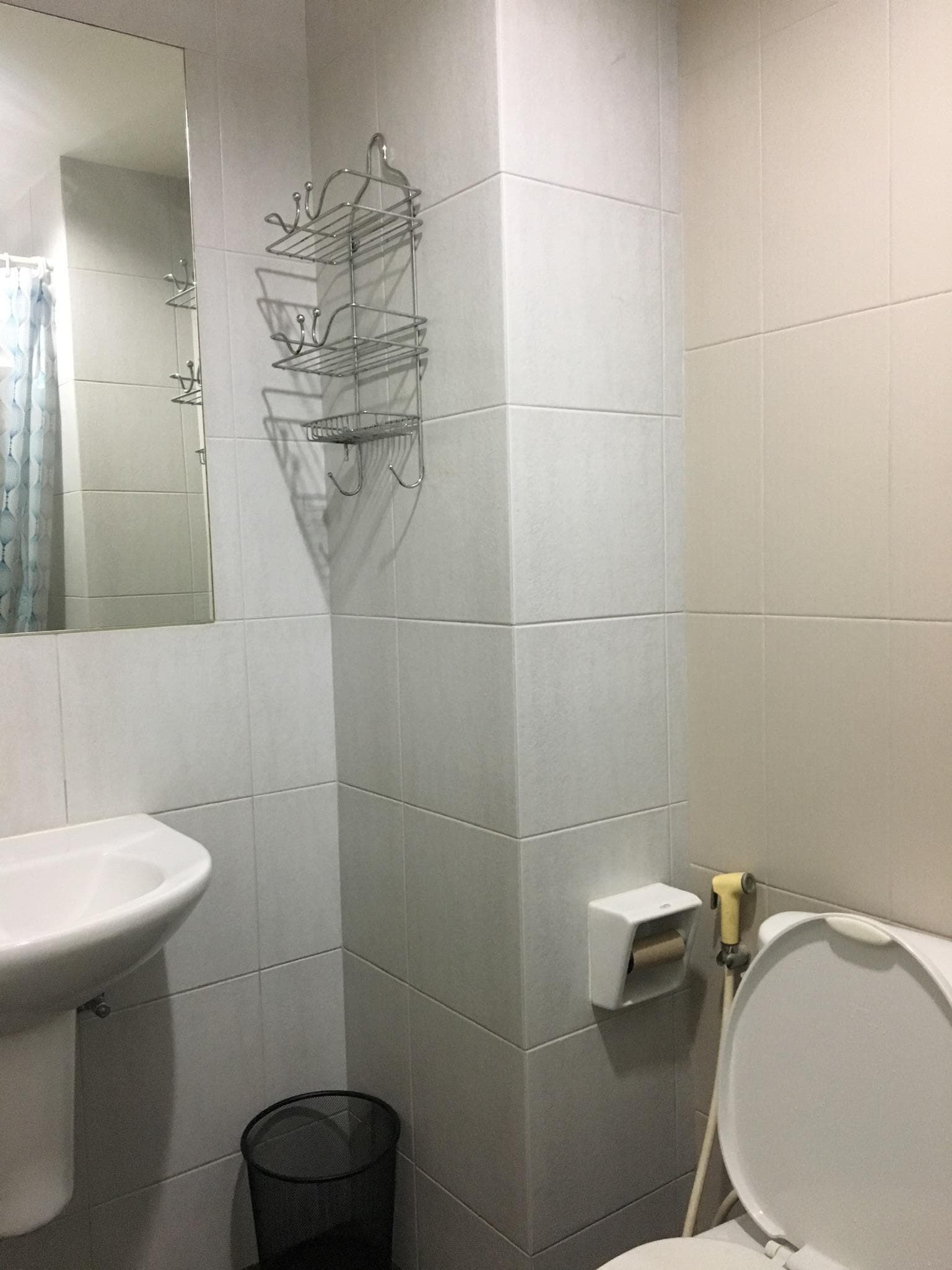 11321 – 303_bathroom.jpg