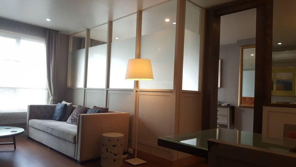 11324 – 102_living_room.jpg