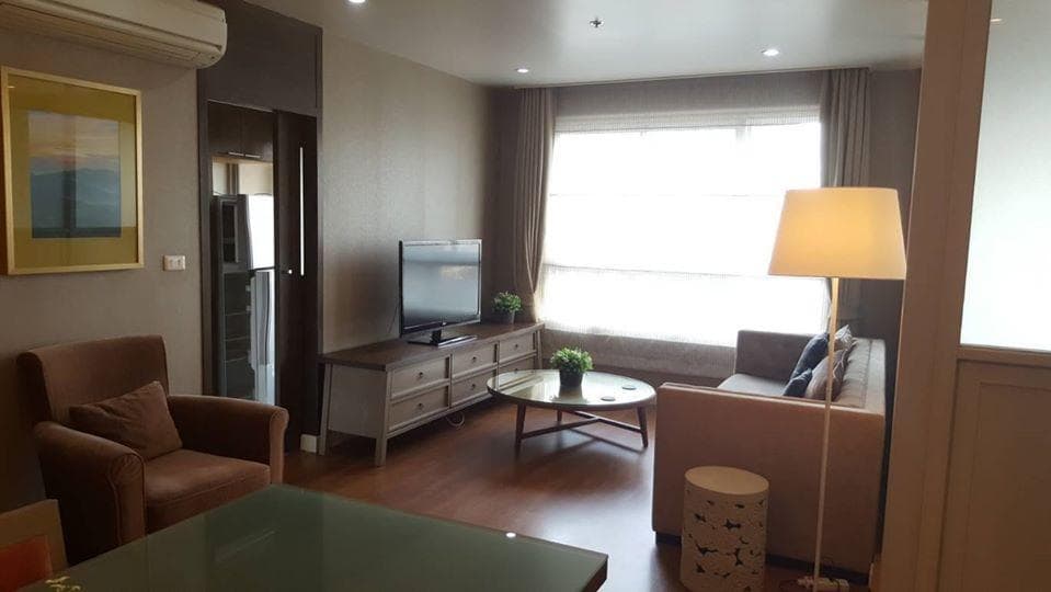 11324 – 103_living_room.jpg