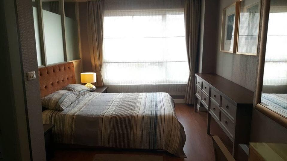 11324 – 202_bedroom.jpg